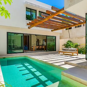 Kaybe , Tulum México